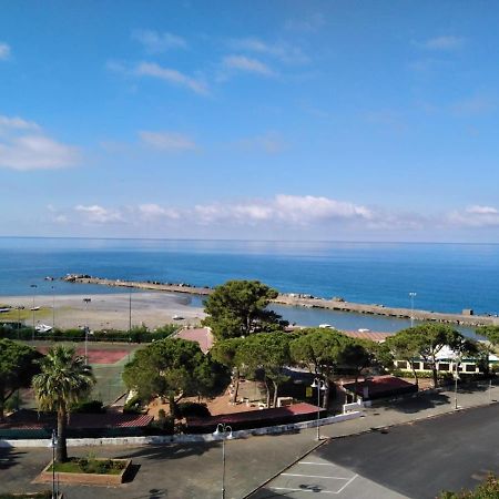 L'Oasi Di Giorgia Bed & Breakfast Cittadella del Capo Dış mekan fotoğraf